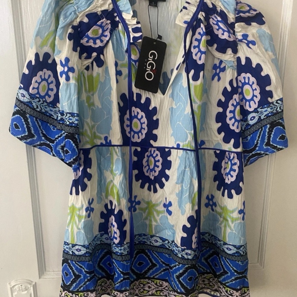 Blue Floral Women's Top